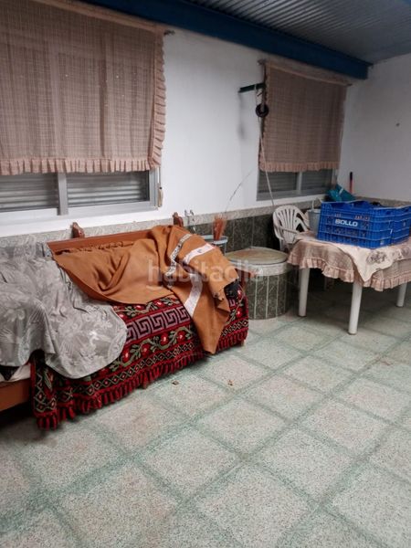 Foto dd266f64-bbca-47eb-8ad5-9a13005f6c02. Casa amb aparcament a Munera