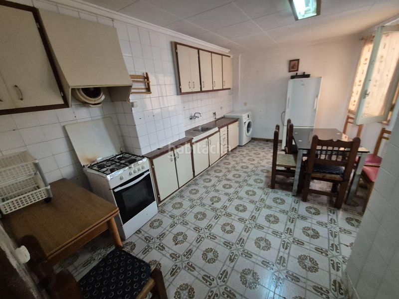 Foto 243d15f2-f412-4137-bfa4-acbd74b3afdc. Piso  en venta en Plaza de Toros-Avenida Chapí-Trinquete Elda