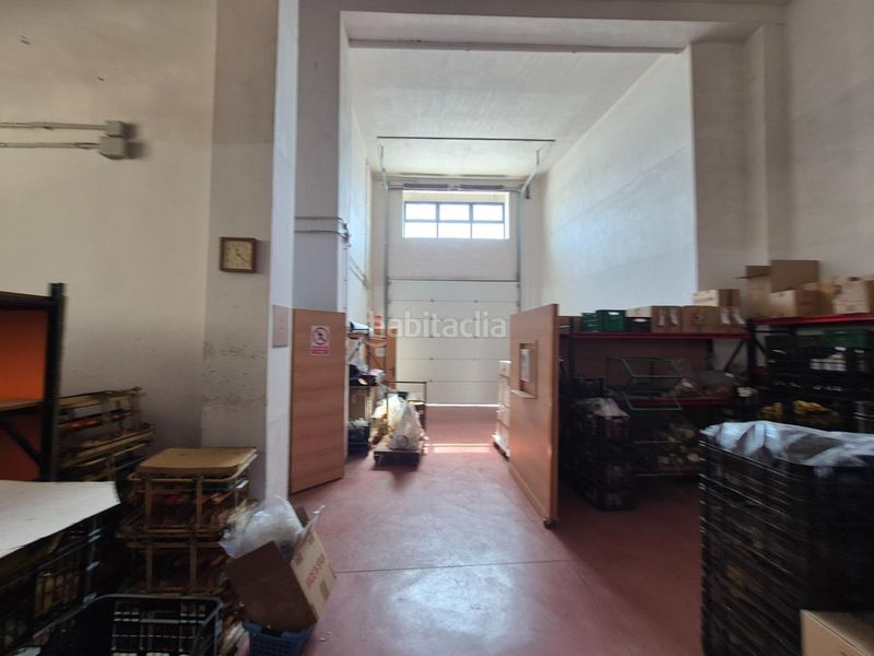 Foto 41a563bd-259e-43b2-809a-f29a93311572. Location bâtiment à usage industriel dans San Crispín-Huerta Nueva-Estación Elda