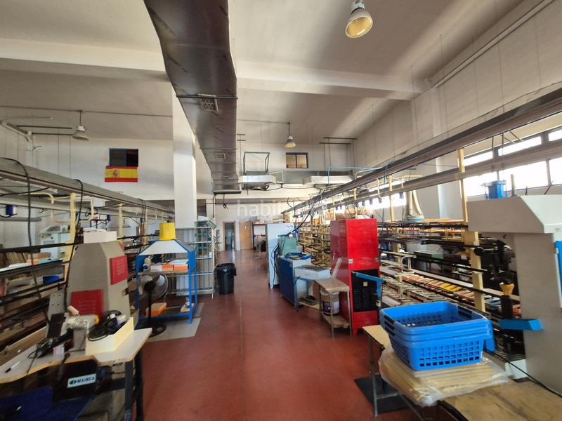 Foto 4a7d91c6-f43e-48ce-a713-dd6694ac3665. Location bâtiment à usage industriel dans San Crispín-Huerta Nueva-Estación Elda