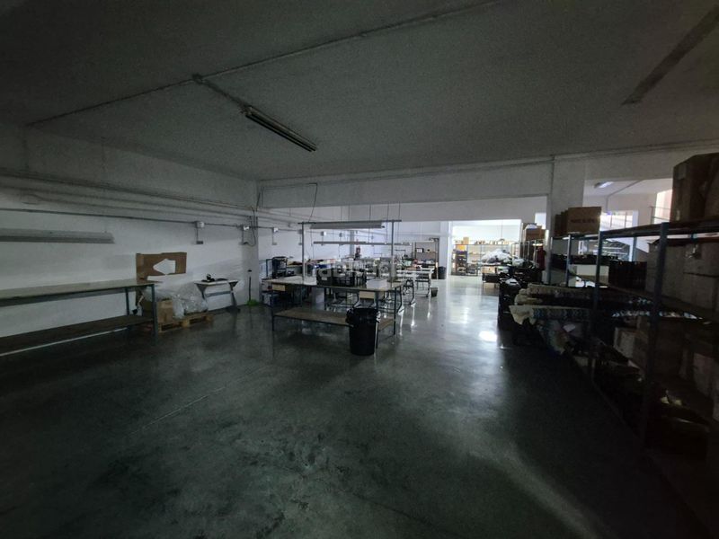 Foto b2bdf11c-9d85-45d4-bffe-95492ddc907a. Location bâtiment à usage industriel dans San Crispín-Huerta Nueva-Estación Elda