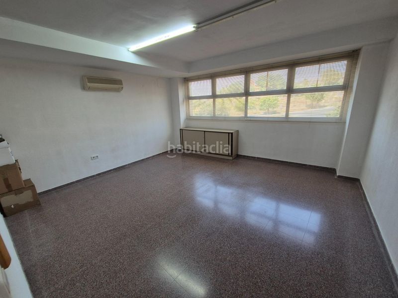 Foto d01de45e-6f68-4014-abcd-1ddba95a38b7. Location bâtiment à usage industriel dans San Crispín-Huerta Nueva-Estación Elda
