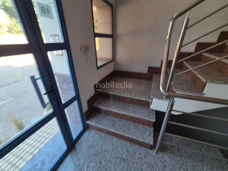 Foto f25b245b-eed8-4207-9f2f-5ee410a1d4fb. Location bâtiment à usage industriel dans San Crispín-Huerta Nueva-Estación Elda