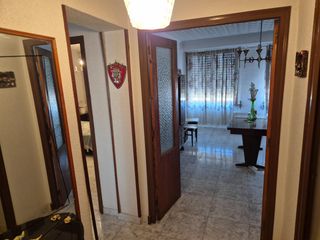 Flat in Plaza de Toros-Avenida Chapí-Trinquete. Piso en venta