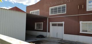 Nau industrial a Campo Alto-Club de Campo