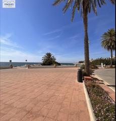 Local commercial à Centre. Local en sant pol de mar.