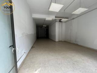 Business premise in Centre. Local céntrico en sabadell.