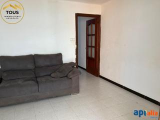 Pis a Cerdanyola Sud. Piso de 3 habitaciones a reformar  buena ubicación con todos los