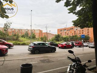 Appartamento in Ca n'Oriac. Amplio piso en la plaza españa de sabadell