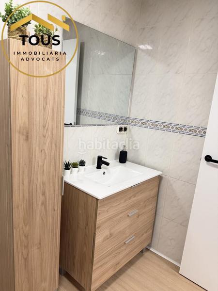 Foto 2ec5ae2f-f03b-4637-a6d2-d27ef03fb98b. Planta baixa a Centre Pineda de Mar