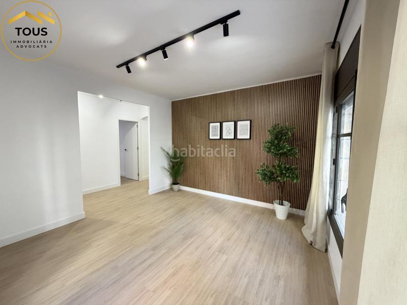 Foto 4c2c66c3-77d3-43ad-b673-946b7f56c9fb. Planta baixa a Centre Pineda de Mar