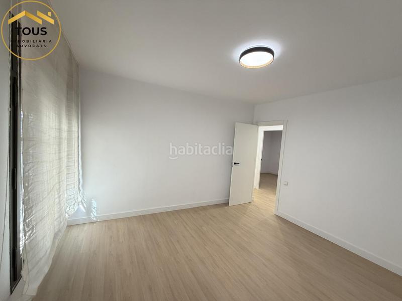 Foto 87968dd8-1e6e-4522-86ea-8b2179f7501d. Planta baixa a Centre Pineda de Mar