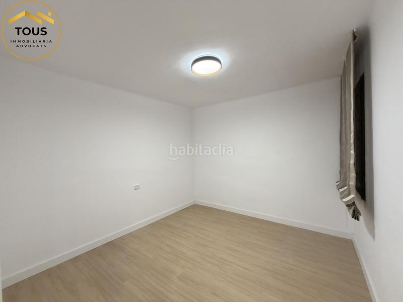 Foto 96ba8bf9-e1ed-4164-b18a-7cc3fe18b1f6. Planta baixa a Centre Pineda de Mar