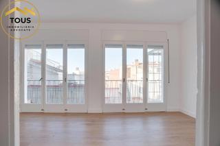 Pis a Poblenou. Piso reformado en pineda de mar