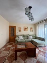 Etagenwohnung  De cártama. Se vende piso de 3 dormitorios en el centro de alhaurín el grand