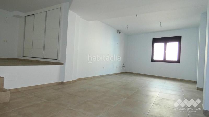 Foto 3c330b44-91ac-417f-b2ce-357bfdd1635b. Locale commerciale in Jardines de Alhaurín-Huerta Alta-Fuensanguínea Alhaurín de la Torre