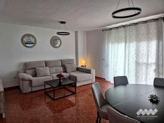 Casa  Juan guerrero diaz. Chalet adosado de 3 habitaciones en estepona