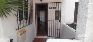 Pis  Buitre. Casa adosada en venta en mijas