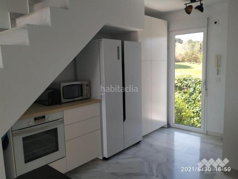 Foto 09463f72-773b-4f4c-b90a-55c35c5f426f. Planta baja ático duplex en venta, en altos de Estepona Estepona