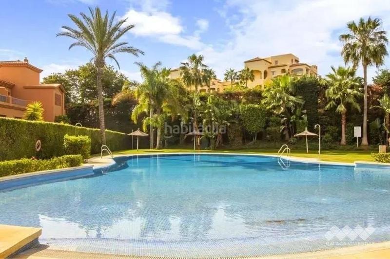 Foto 6f11dd66-ac4f-4549-a67f-535f35a837ff. Planta baixa a Benatalaya Estepona