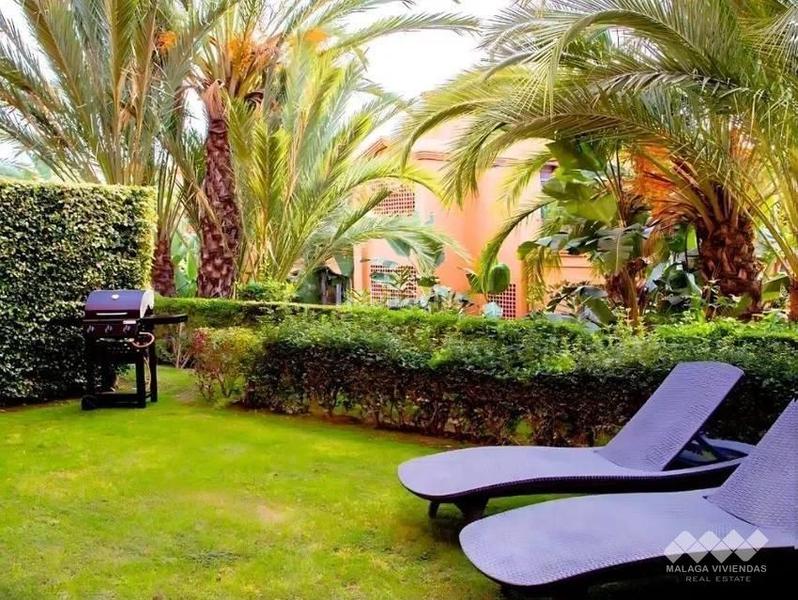 Foto 8c5965a5-ed36-4605-9a80-6eff68dd94d5. Planta baixa a Benatalaya Estepona