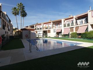 Casa  Los angeles. Chalet adosado en el peñón  alhaurín de la torre tranquilidad, c
