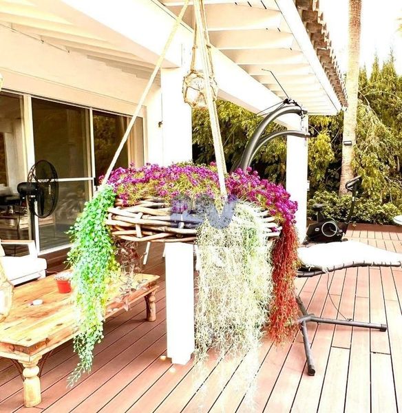 Foto b6285c41-d043-46e5-91ad-58d45b614740. Casa amb aparcament piscina a La Alquería Benahavís