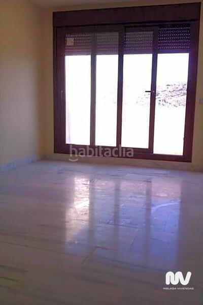 Foto f28fbfb9-c3a4-4822-bcbb-d89b7f1a90fb. Pis amb aparcament piscina a Los Flamingos Benahavís