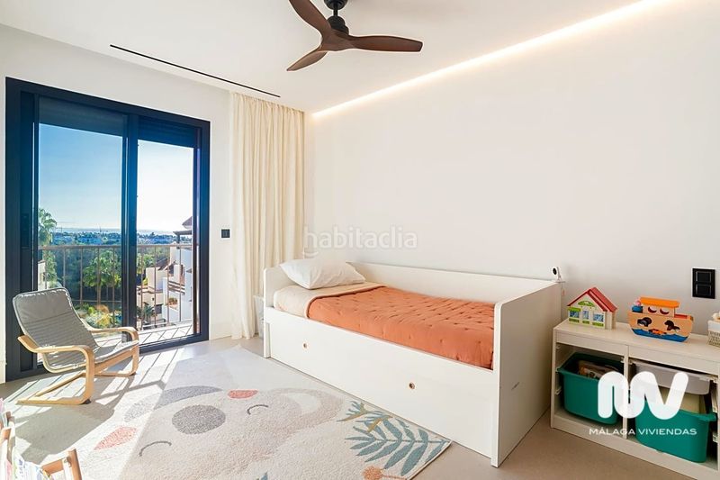 Foto acfc6569-53ce-4b3e-91a5-cff3d56456e9. Dúplex amb aparcament piscina a lomas de Marbella club Marbella