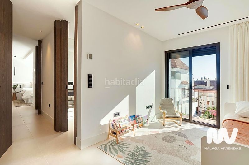 Foto c31477ba-49f7-46ca-9a52-ae8f7dd24401. Dúplex amb aparcament piscina a lomas de Marbella club Marbella