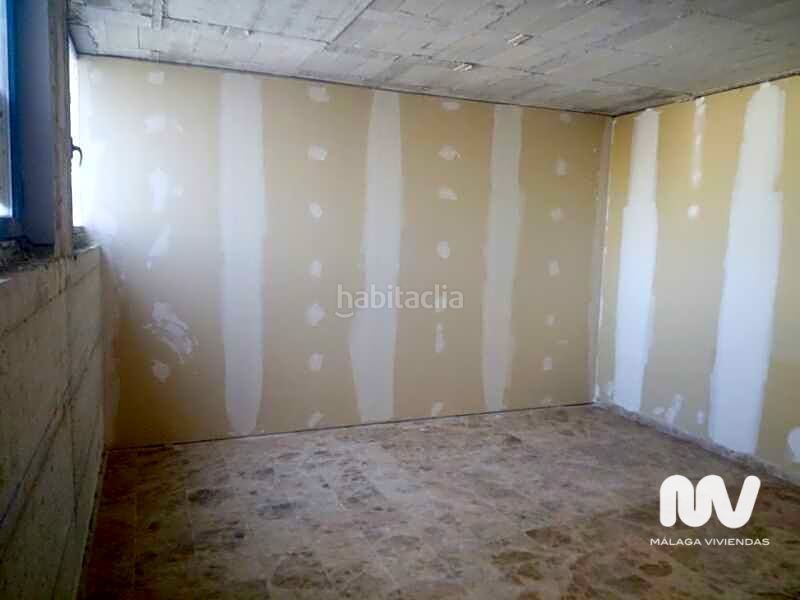 Foto e720fa1d-9938-4c73-8d56-70a11a91f79f. Local commercial dans Zona de la Vega Antequera