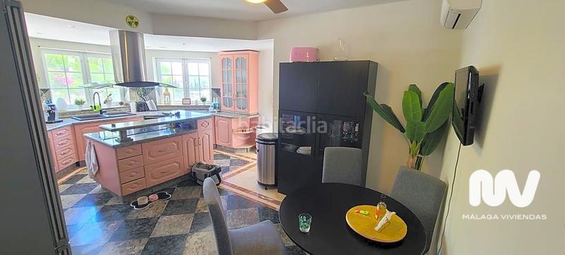 Foto 1b7213fd-1402-4b38-bb8a-d07961b43863. Casa amb piscina a altos de Estepona Estepona