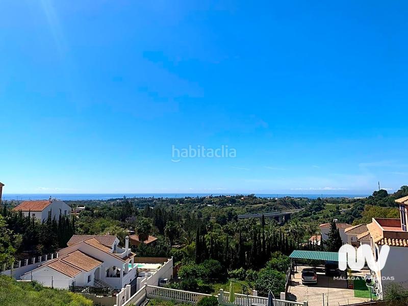 Foto 2c49a4a1-982e-45fe-af8f-ff0df8e4aa37. Casa amb piscina a altos de Estepona Estepona