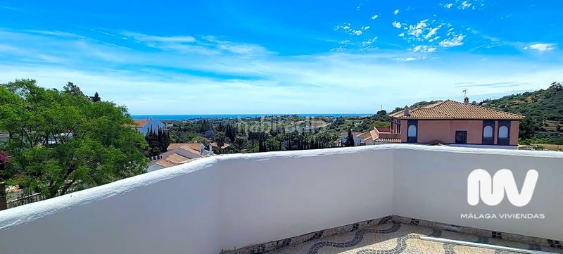 Foto 40d83adc-e704-4a00-9492-b0d9b8c380d0. Casa amb piscina a altos de Estepona Estepona