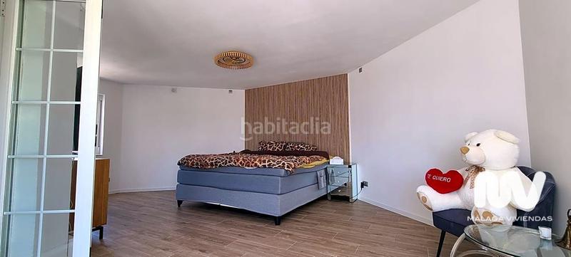 Foto 4e60cc3e-5b62-41f7-8a5d-af0a28f1858e. Casa amb piscina a altos de Estepona Estepona