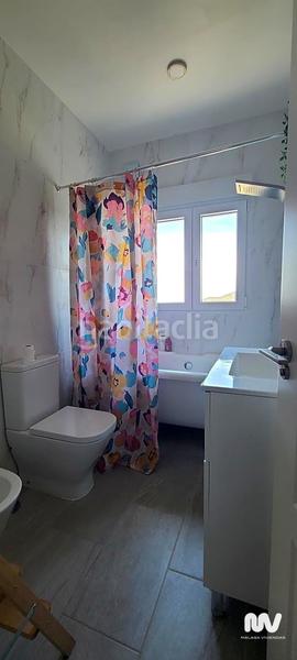 Foto 66ed2df0-5672-4bcf-857f-e2b4d34f6adb. Casa amb piscina a altos de Estepona Estepona