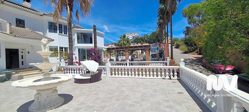 Foto 6cdbe4db-18f5-471c-89ac-80556e2987c6. Casa amb piscina a altos de Estepona Estepona