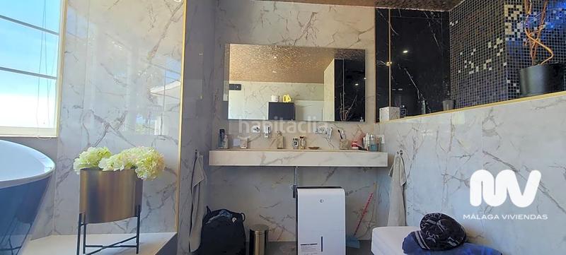 Foto a46fca94-4c3c-4a85-bfa0-7df95e953b9f. Casa amb piscina a altos de Estepona Estepona