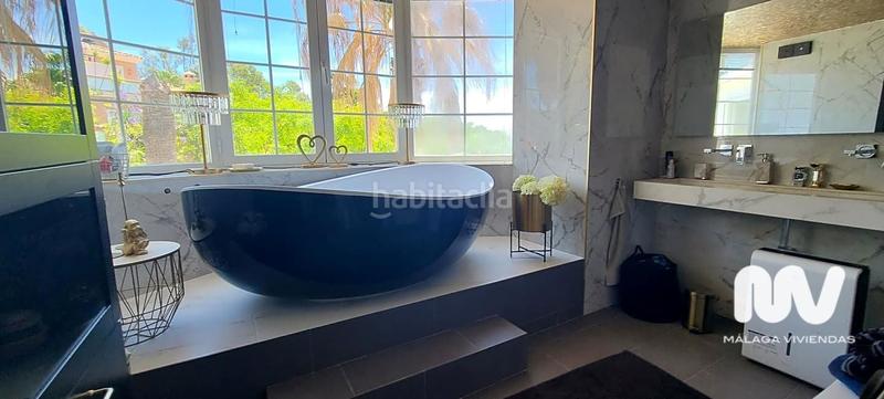 Foto ca03cb7f-8503-4e9b-890f-d81b969baae1. Casa amb piscina a altos de Estepona Estepona