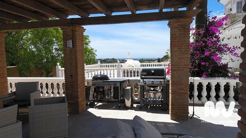 Foto eb2b3030-5fe4-47c1-9aea-34e839ec0a88. Casa amb piscina a altos de Estepona Estepona