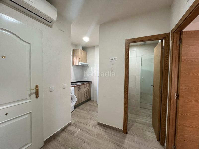 Foto cfd91a47-e173-454f-8bbe-4ba68004112a. Edificio en San Diego Madrid