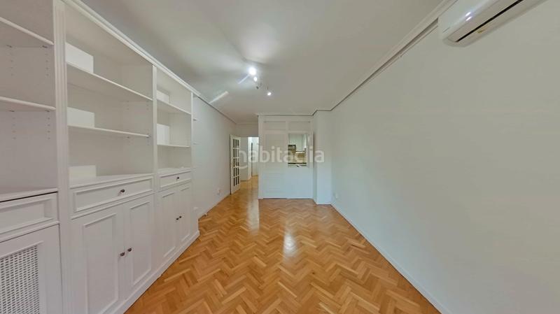 Foto bb6c15e1-14ba-4613-abd5-7c5eb84ca642. Rent flat with heating in Almagro Madrid