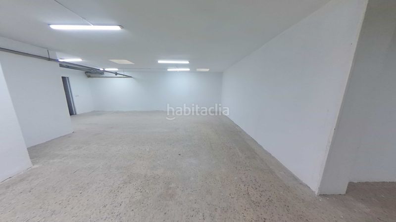Foto 0ebd49f1-fbf3-4aa1-9935-3e9baa84223d. Local comercial amb calefacció a Nueva España Madrid