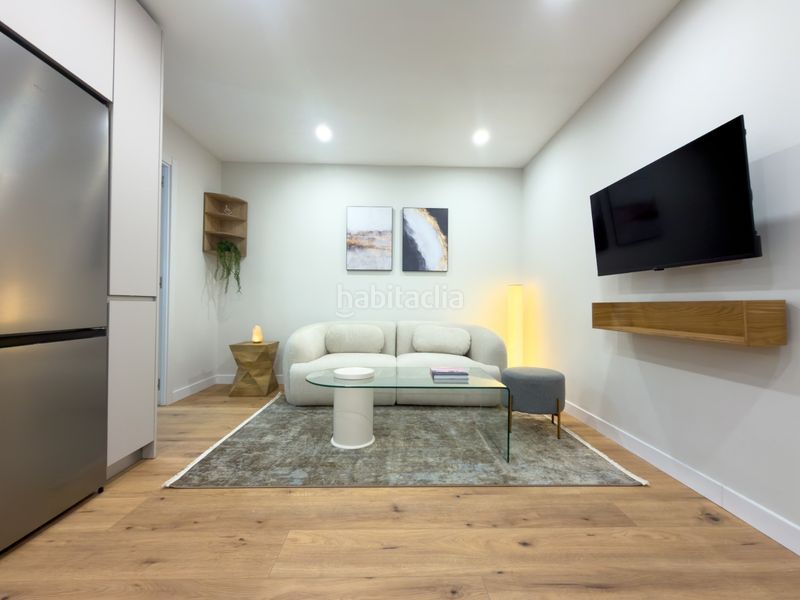 Foto b67808fa-7db6-4012-a509-f56d2190b538. Casa amb calefacció a Almagro Madrid