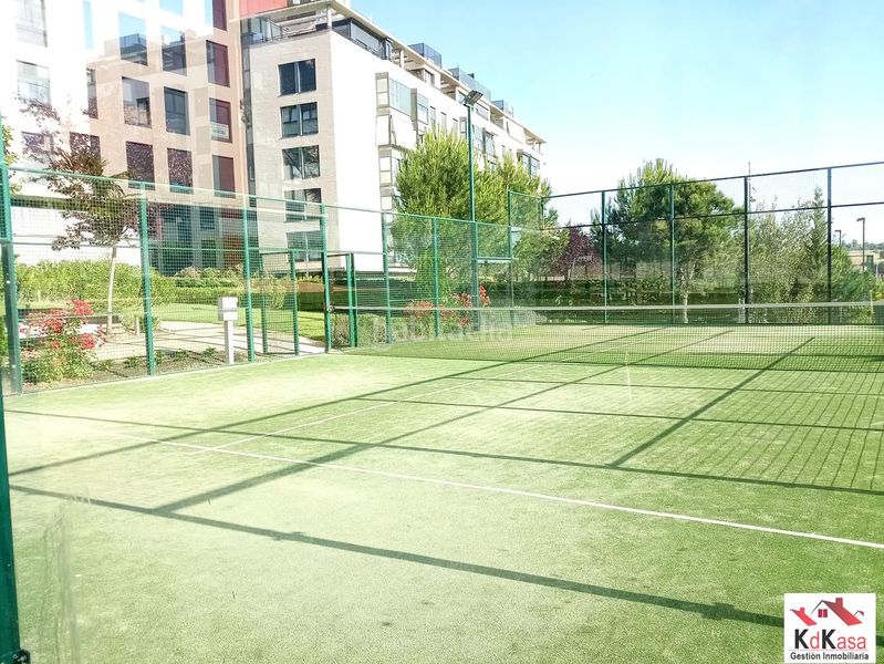 Foto 075c4654-2fc4-4a84-8673-691b65c696c6. Rent flat with heating parking pool in Sanchinarro Madrid