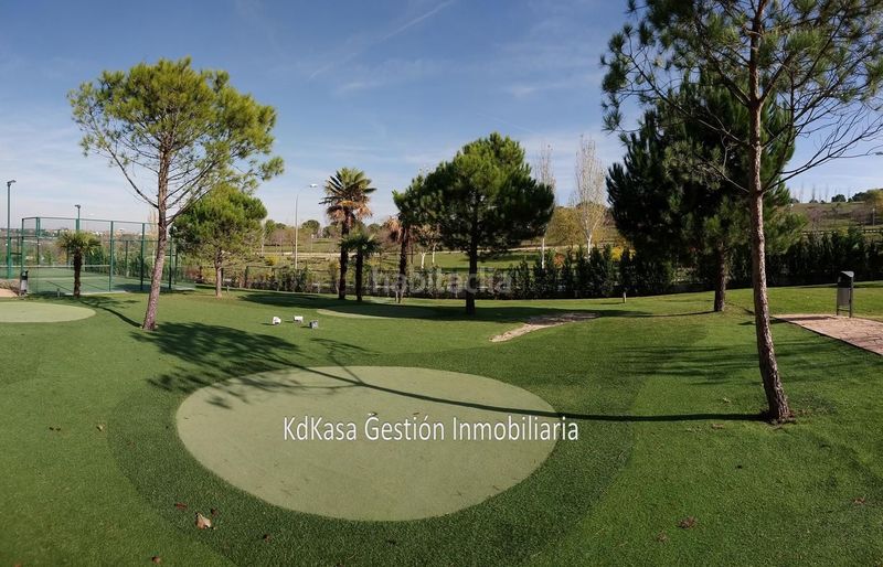 Foto c93ef713-82bf-4066-9fac-bd2974cad226. Rent flat with heating parking pool in Sanchinarro Madrid