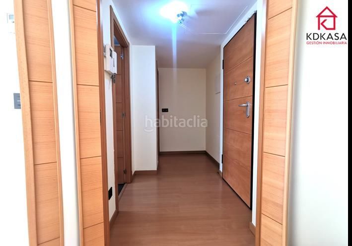 Foto edf43624-3ca4-4d37-aa33-af3fdba3d34f. Rent flat with heating parking pool in Sanchinarro Madrid