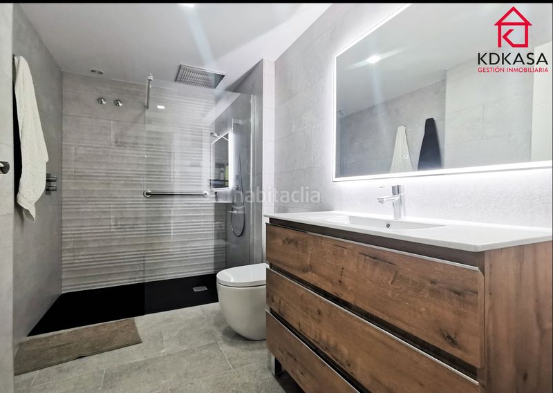 Foto 3399de5d-e7a7-4d3d-9893-e6810e7b719f. Rent flat with heating in Simancas Madrid