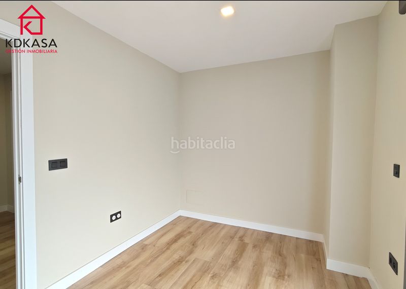 Foto 85789dbe-9612-46a1-bf81-7a4ebf74c3a8. Rent flat with heating in Simancas Madrid