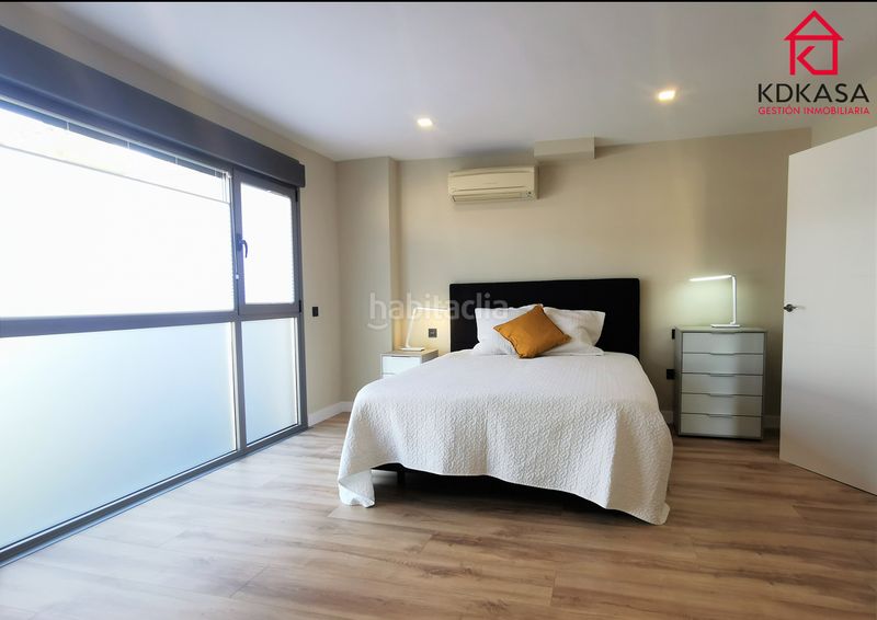 Foto b7059fb0-8a1d-444c-8c7b-e32ea721f2de. Rent flat with heating in Simancas Madrid